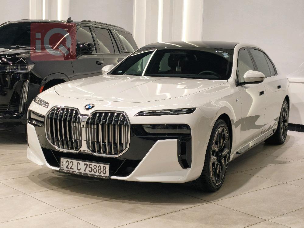 بي ام دبليو الفئة 7